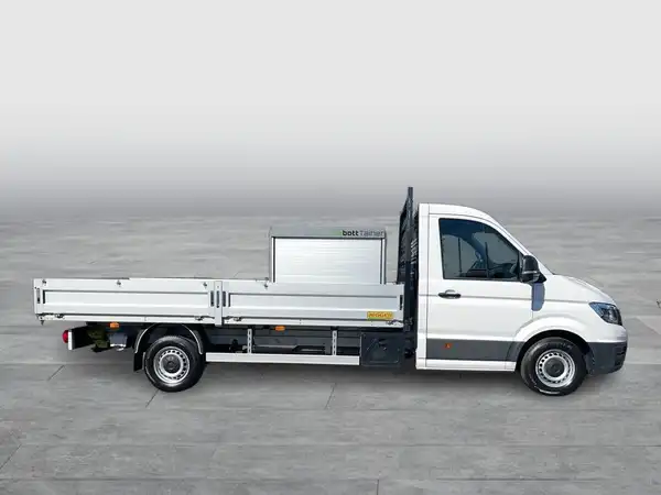 VW CRAFTER (11/18)
