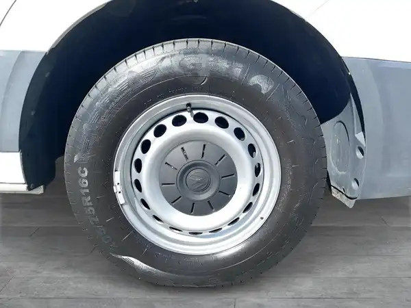 VW CRAFTER (12/18)