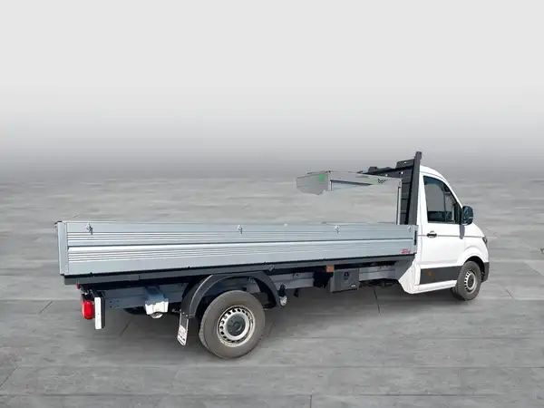 VW CRAFTER (8/18)