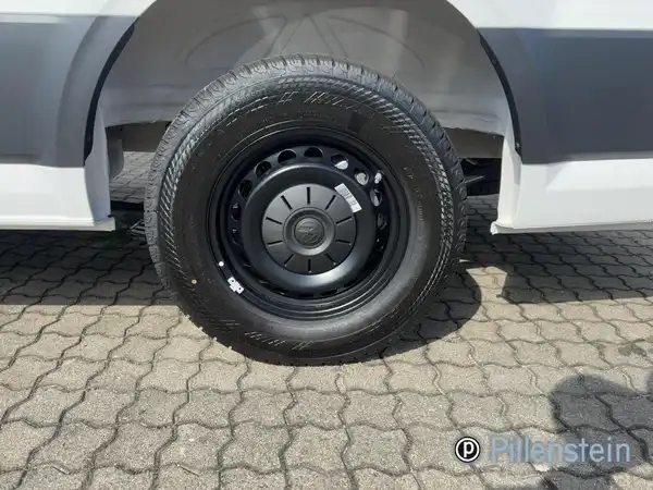 VW CRAFTER (3/11)