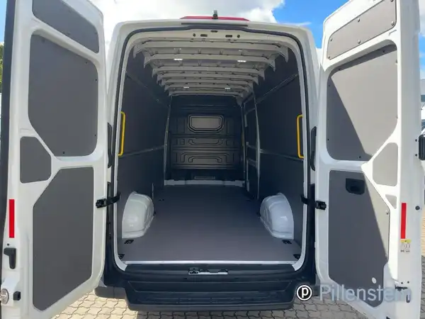 VW CRAFTER (10/11)