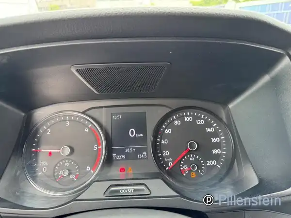 VW CRAFTER (8/11)