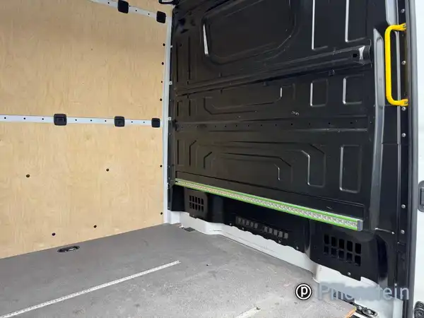 VW CRAFTER (9/11)