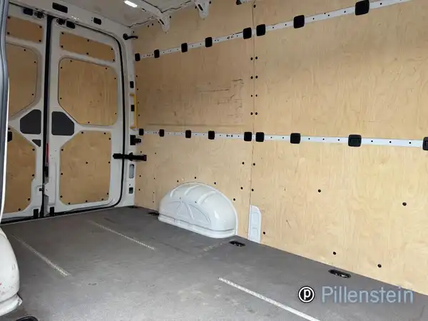 VW CRAFTER (10/11)