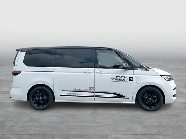 VW DER MULTIVAN (11/22)