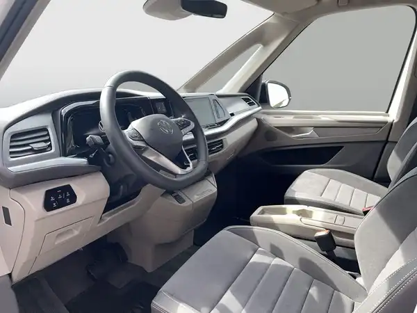 VW DER MULTIVAN (16/22)