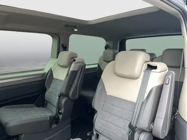 VW DER MULTIVAN (21/22)