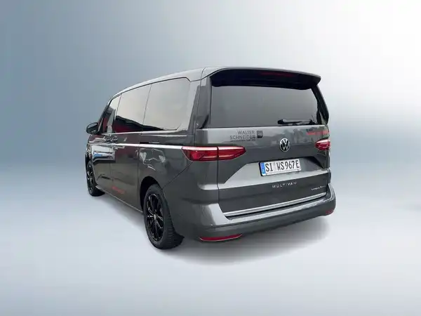 VW DER MULTIVAN (5/22)