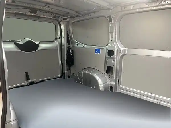 VW DER NEUE TRANSPORTER KASTEN (17/22)