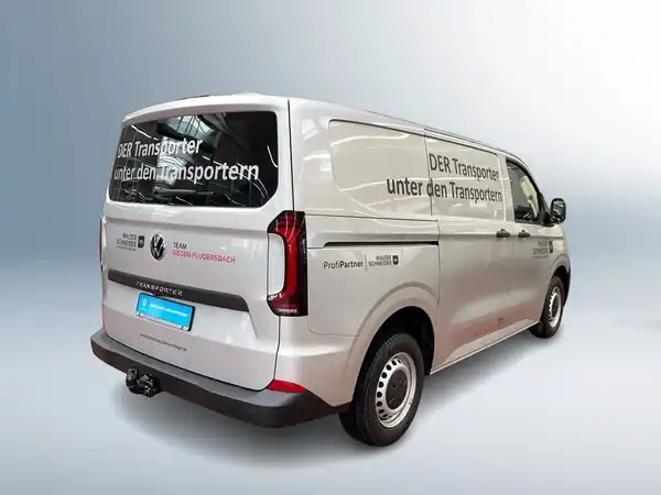 VW DER NEUE TRANSPORTER KASTEN (8/22)