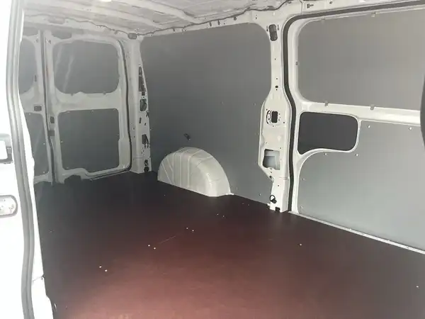 VW DER NEUE TRANSPORTER KASTEN (15/19)