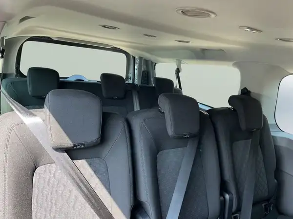 VW DER NEUE TRANSPORTER KOMBI (15/18)