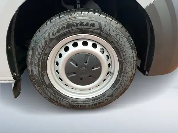 VW DER NEUE TRANSPORTER KASTEN (15/22)