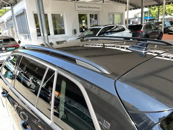VW GOLF VARIANT (16/22)