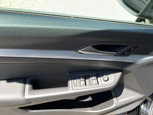 VW GOLF VARIANT (18/22)