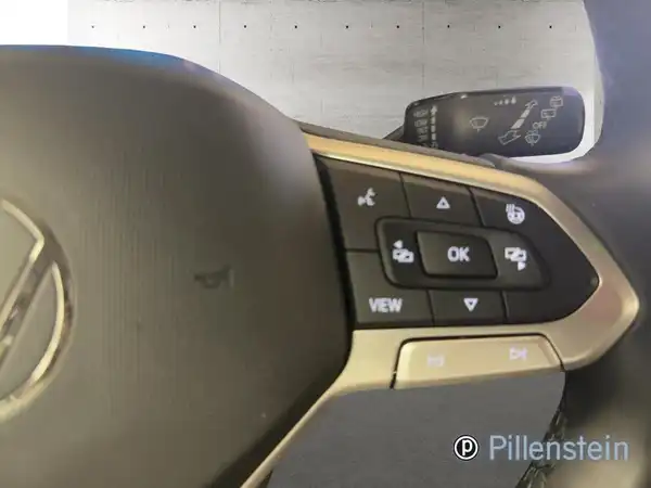 VW GOLF VARIANT (16/19)