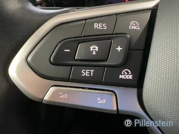 VW GOLF (9/16)