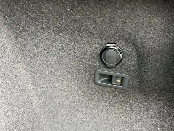 VW GOLF VARIANT (13/22)