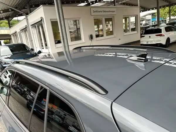 VW GOLF VARIANT (14/22)