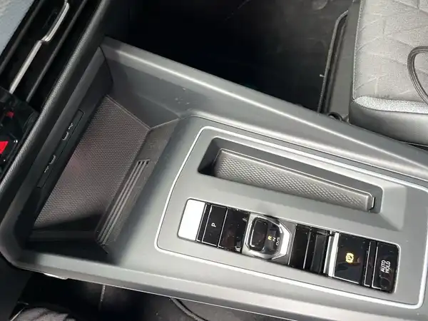 VW GOLF VARIANT (21/22)