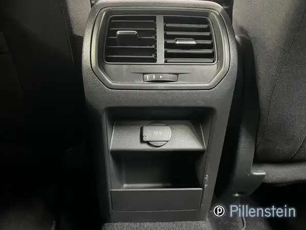 VW GOLF SPORTSVAN (15/16)