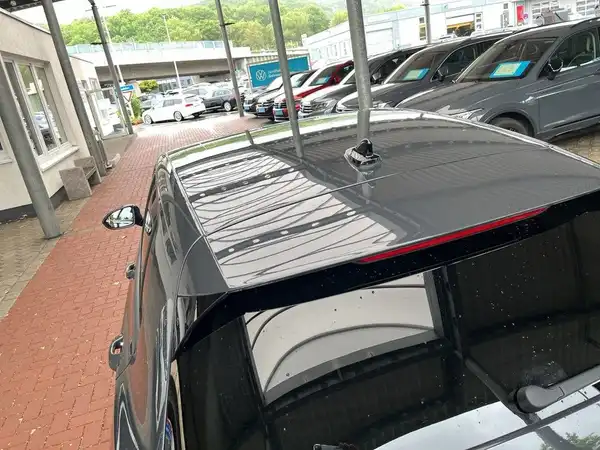 VW GOLF (11/21)