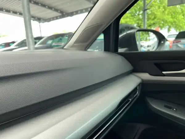 VW GOLF (18/21)