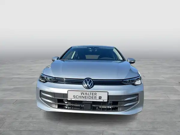 VW GOLF (8/15)