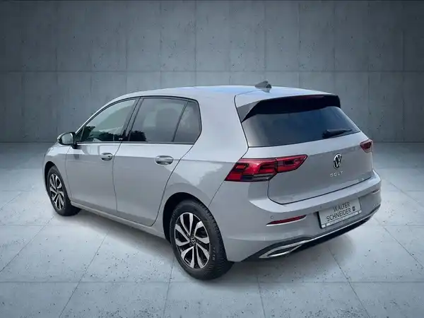 VW GOLF (4/22)