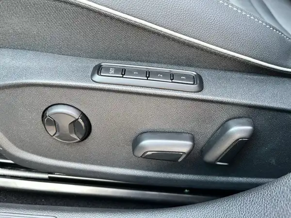 VW GOLF GTE (16/19)