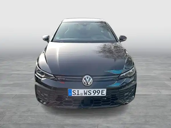 VW GOLF GTE (8/19)