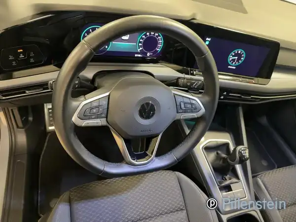 VW GOLF (9/17)