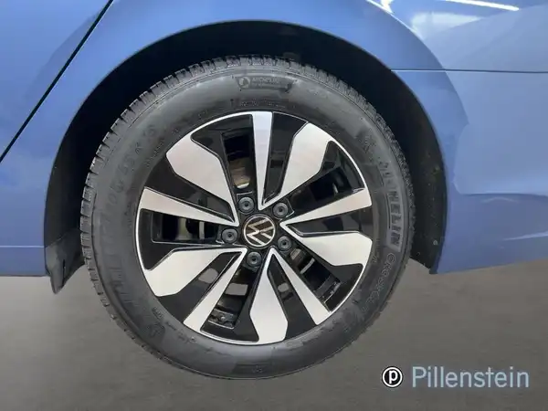 VW GOLF VARIANT (4/19)