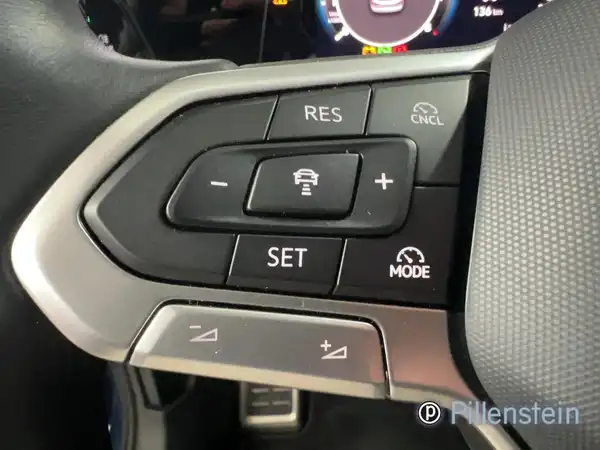 VW GOLF VARIANT (9/19)
