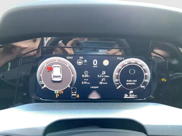 VW GOLF (11/22)