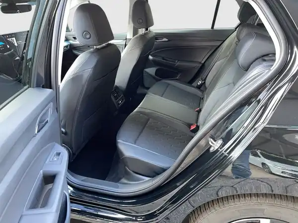 VW GOLF (13/22)