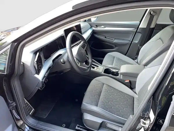 VW GOLF (10/22)