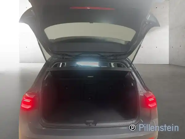 VW GOLF (16/16)