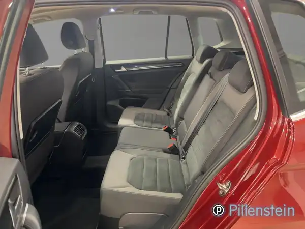 VW GOLF (10/16)