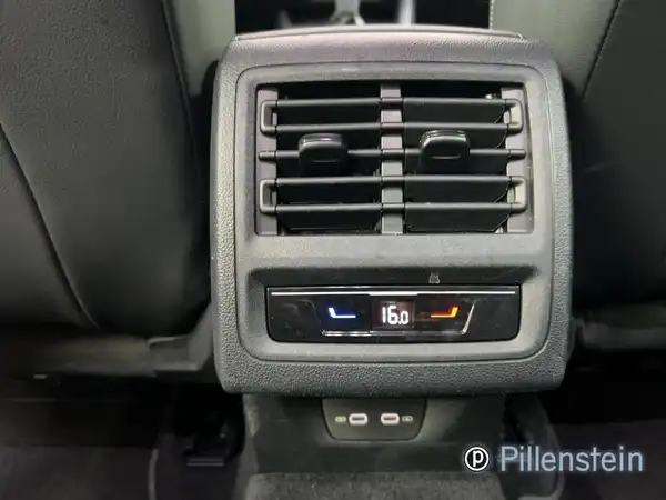 VW GOLF (14/18)