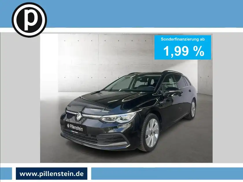 Das Bild zeigt einen schwarzen VW GOLF VARIANT von der Seite. Es enthält eine Werbung mit einem Händlerlogo und Informationen zu einer Sonderfinanzierung.