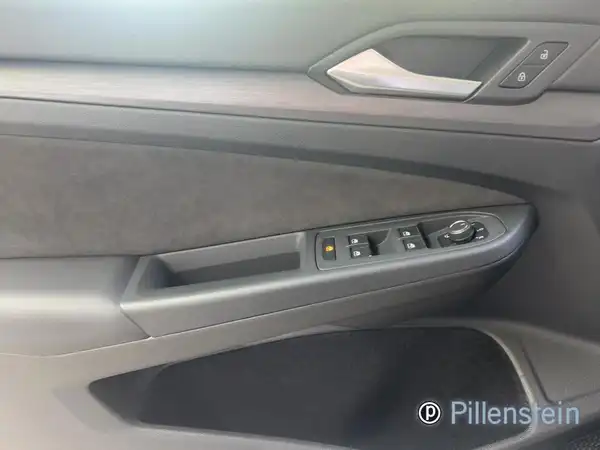 VW GOLF VARIANT (6/18)