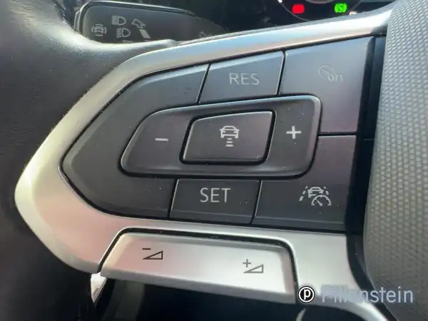 VW GOLF VARIANT (10/18)