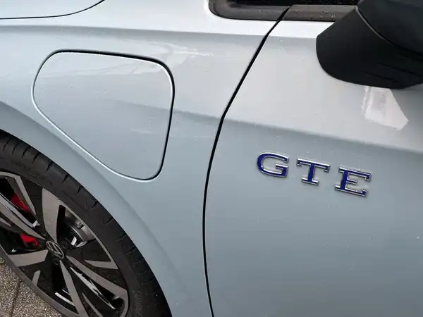 VW GOLF GTE (14/18)