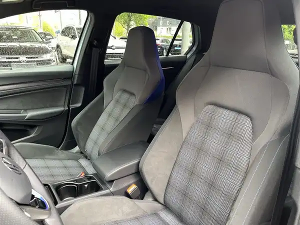 VW GOLF GTE (15/18)