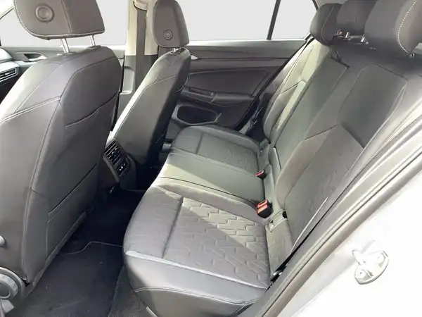 VW GOLF (12/21)