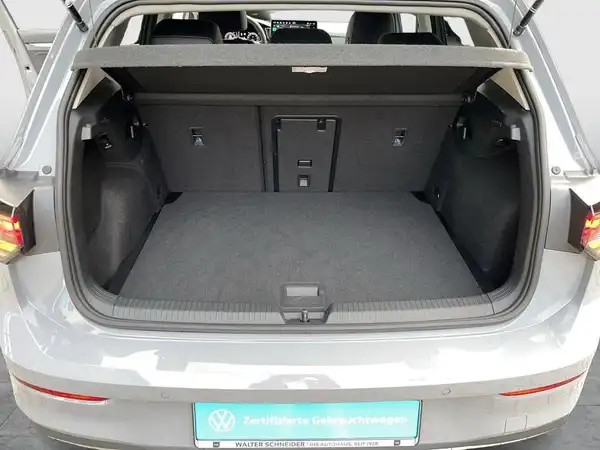 VW GOLF (13/21)