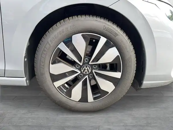 VW GOLF (7/21)