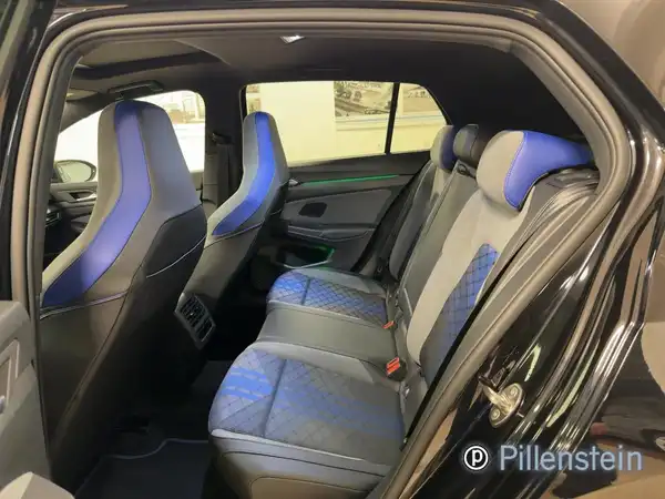VW GOLF (11/20)