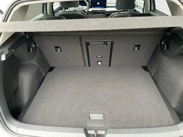 VW GOLF (10/17)